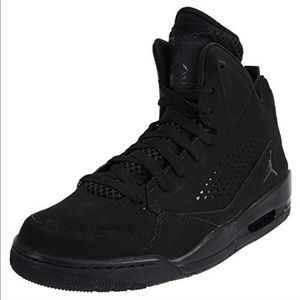 black air jordan flight